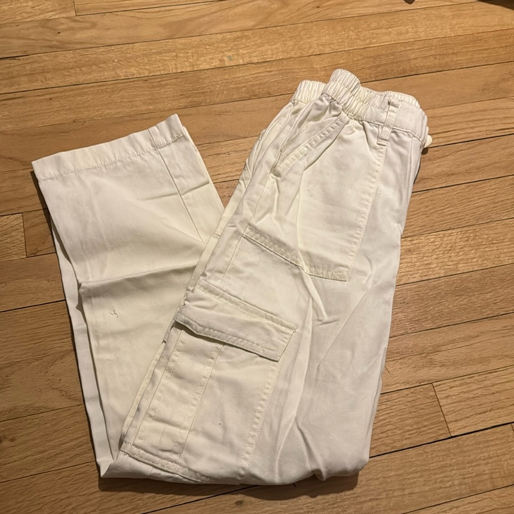 Aeropostale cream colored cargo pants